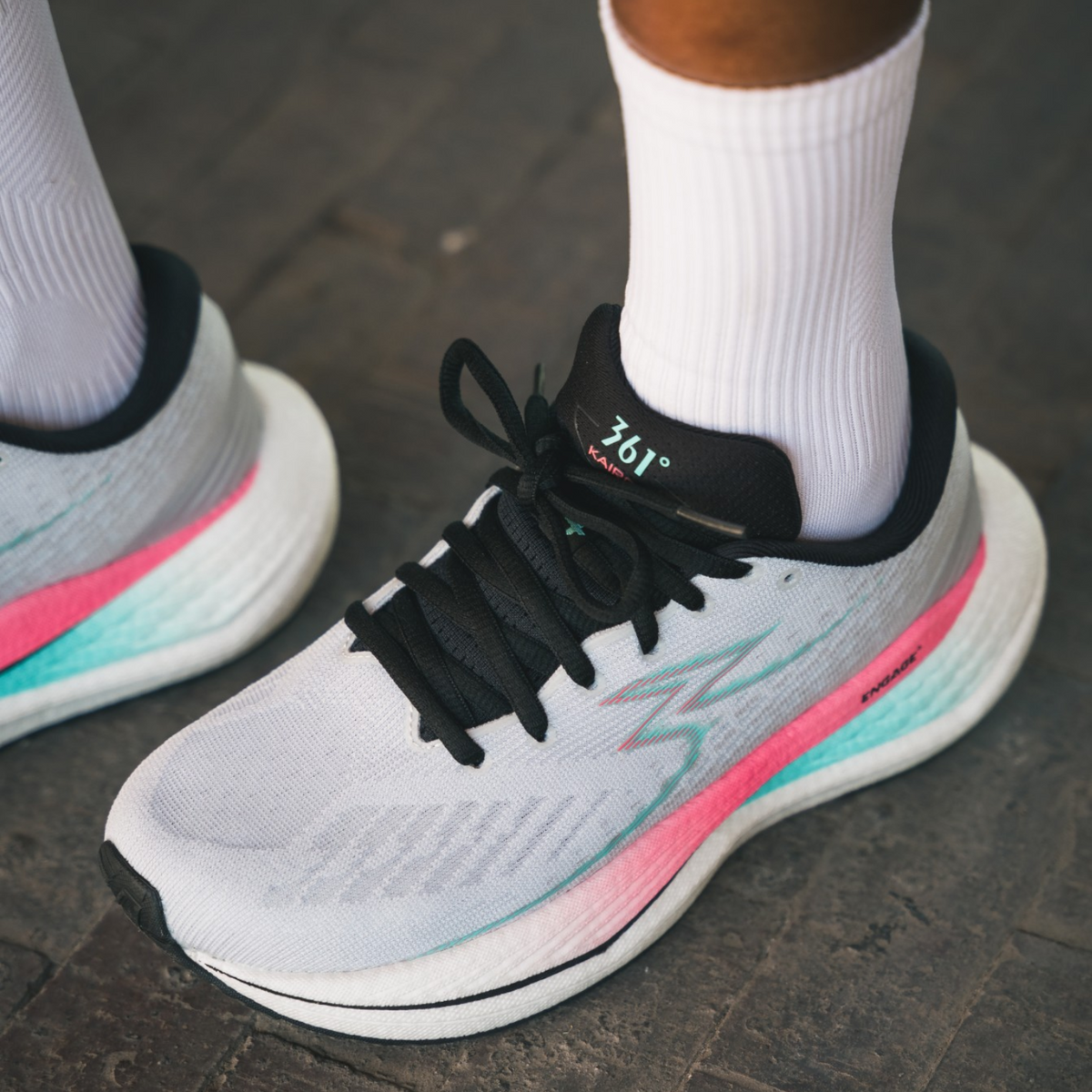 Kairos 4 - Women's Support Running Shoe