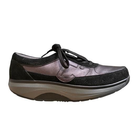 ID Casual Women’s Comfort Sneaker