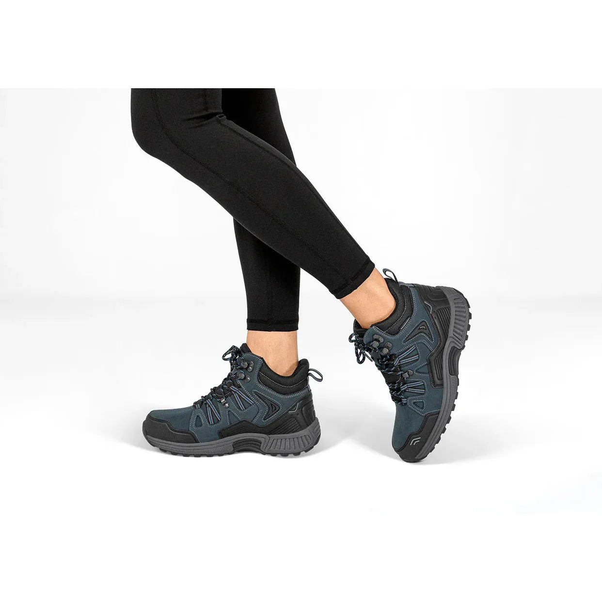 Dakota Mountaineering Boot – All-Terrain, All-Weather