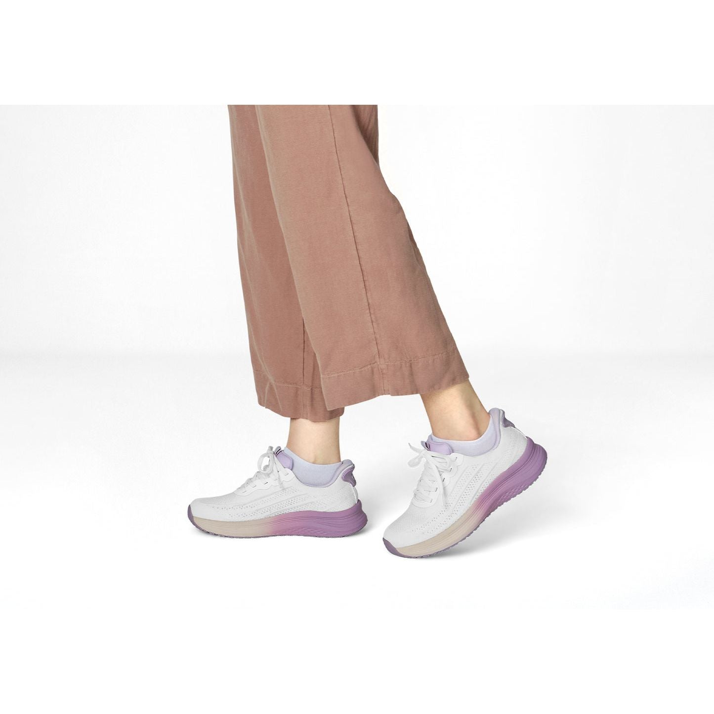 Nira Hands-Free Casual Shoe