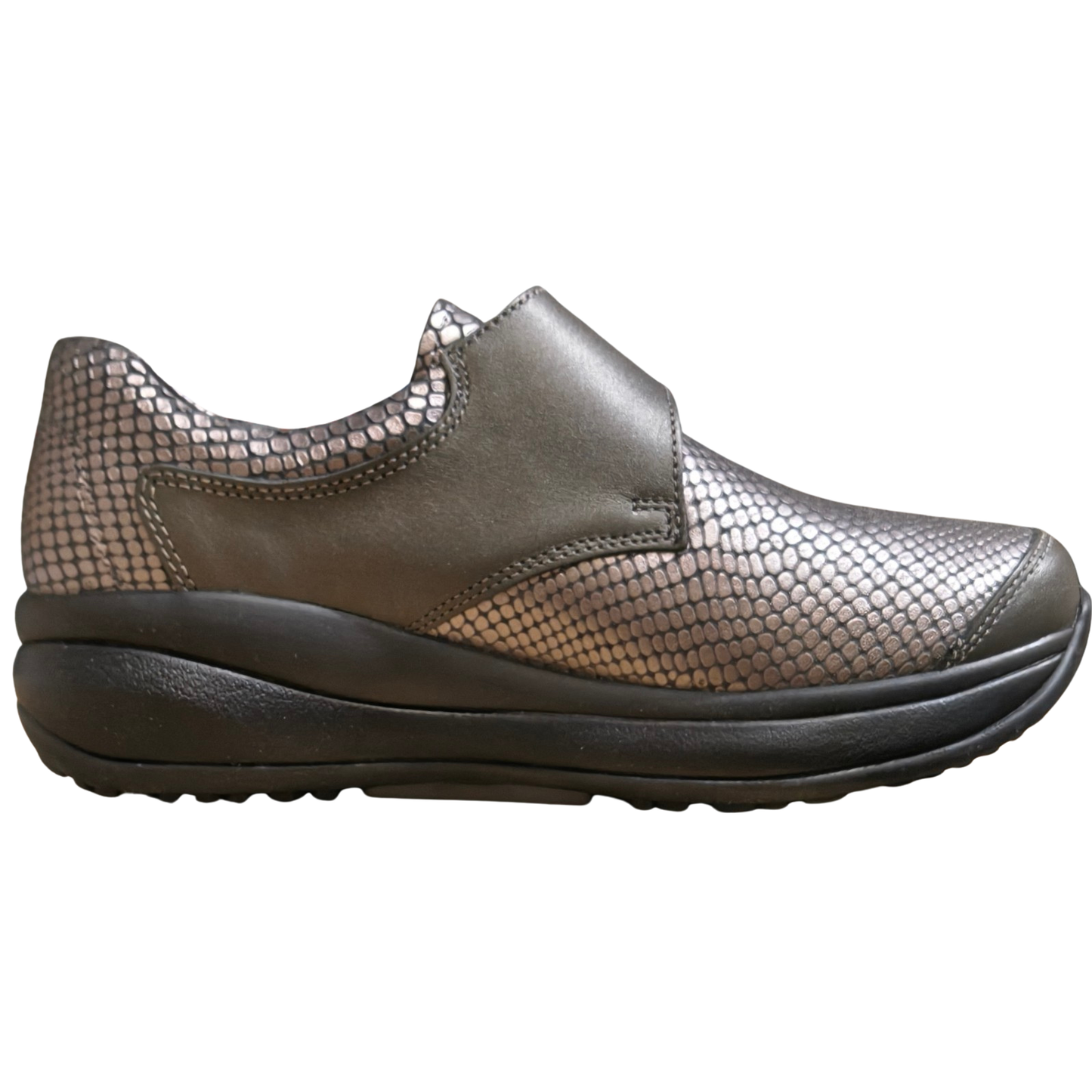 Relax Women’s Therapy Shoe