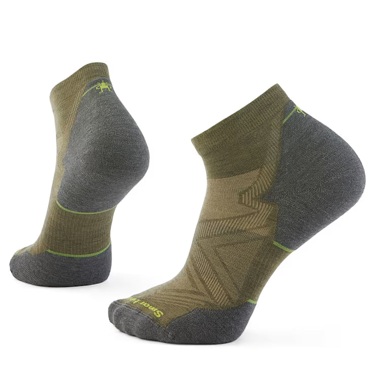 Smartwool Men’s Run Targeted Cushion Ankle Socks | Merino Wool Running Comfort