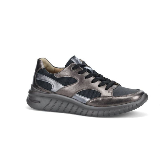 Wave Women's Casual Sneaker