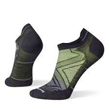 Smartwool Run Zero Cushion Low Ankle Socks | Lightweight Merino Wool Running Socks