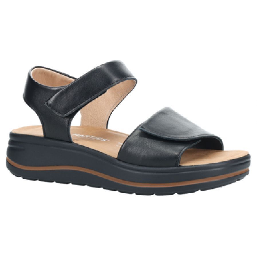 Woogie Women's Casual Sandal - white